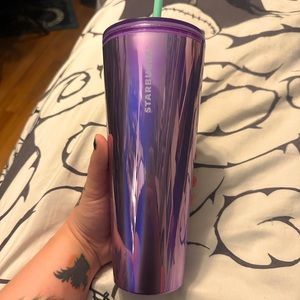 Starbucks purple cup